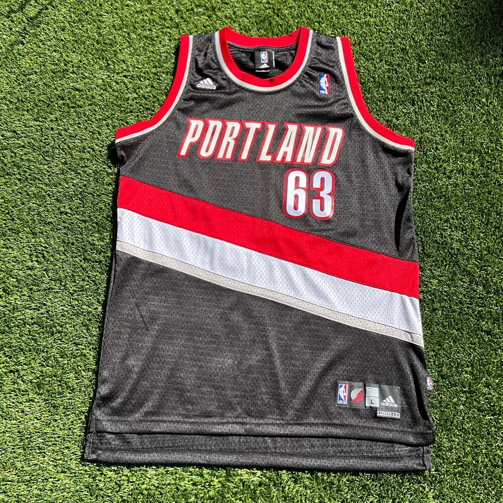 Adidas NBA Portland Trail Blazers Jersey DAKOOLA 63, Size L